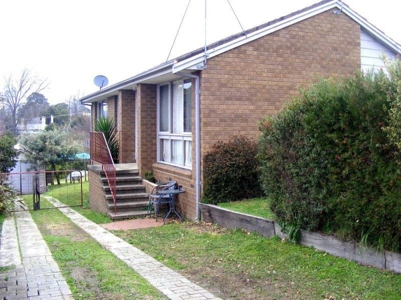 10 Little Bega Street Bega NSW, Bega - Thumbnail 3