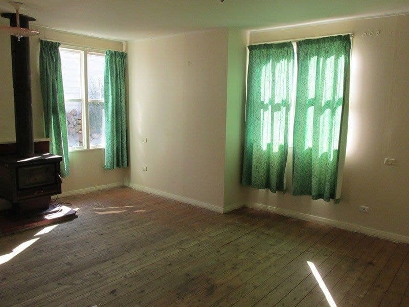 10 Gerelong Place COOMA NSW, Cooma - Image 1