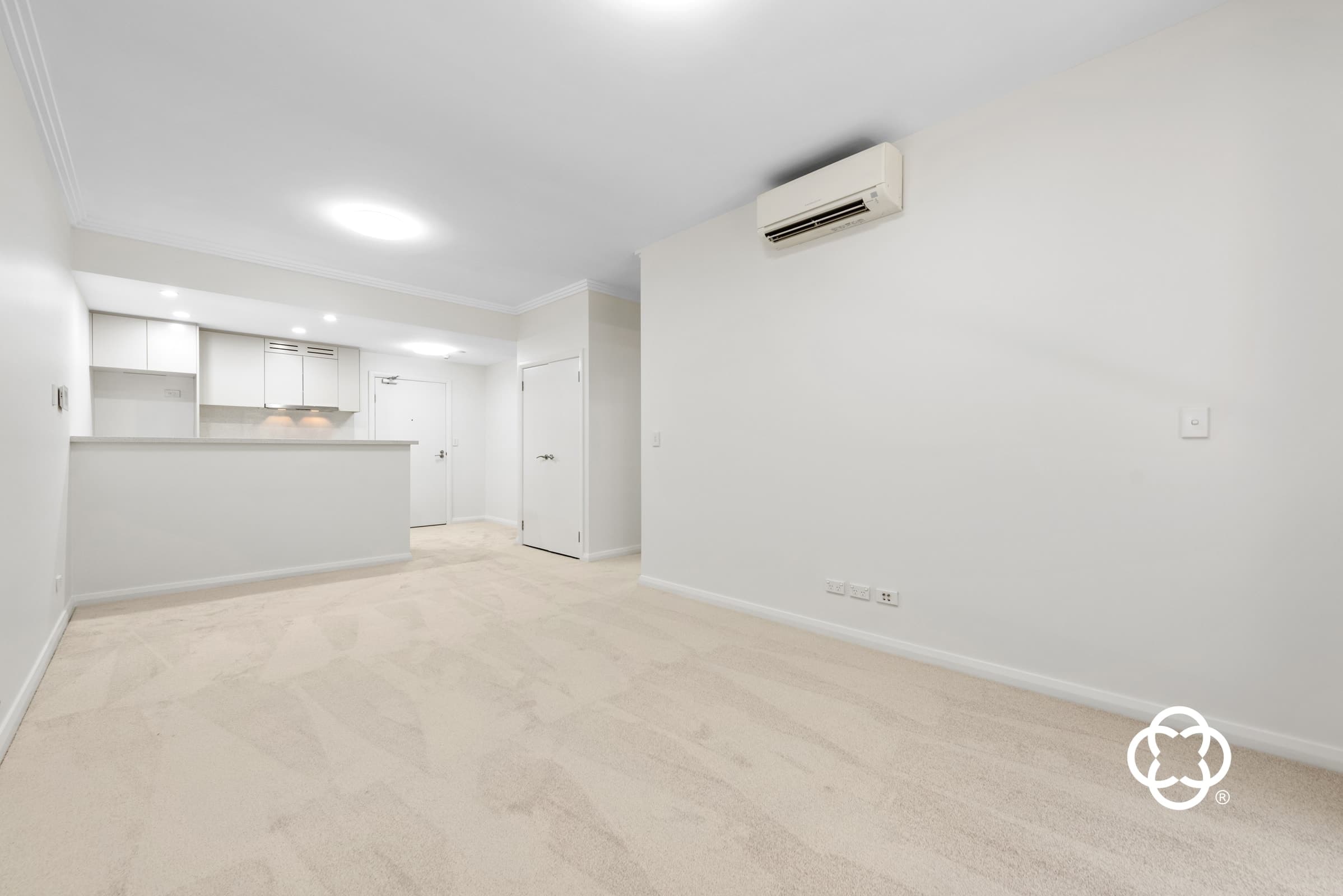 402/1 Half Street, Wentworth Point, Wentworth Point - Image 1