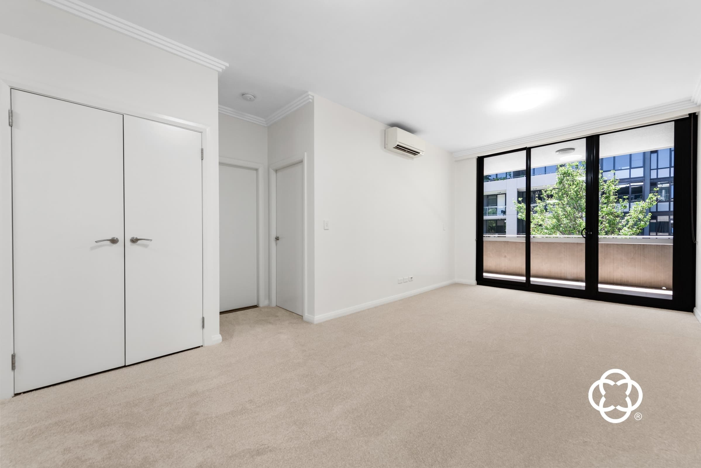 402/1 Half Street, Wentworth Point, Wentworth Point - Thumbnail 3