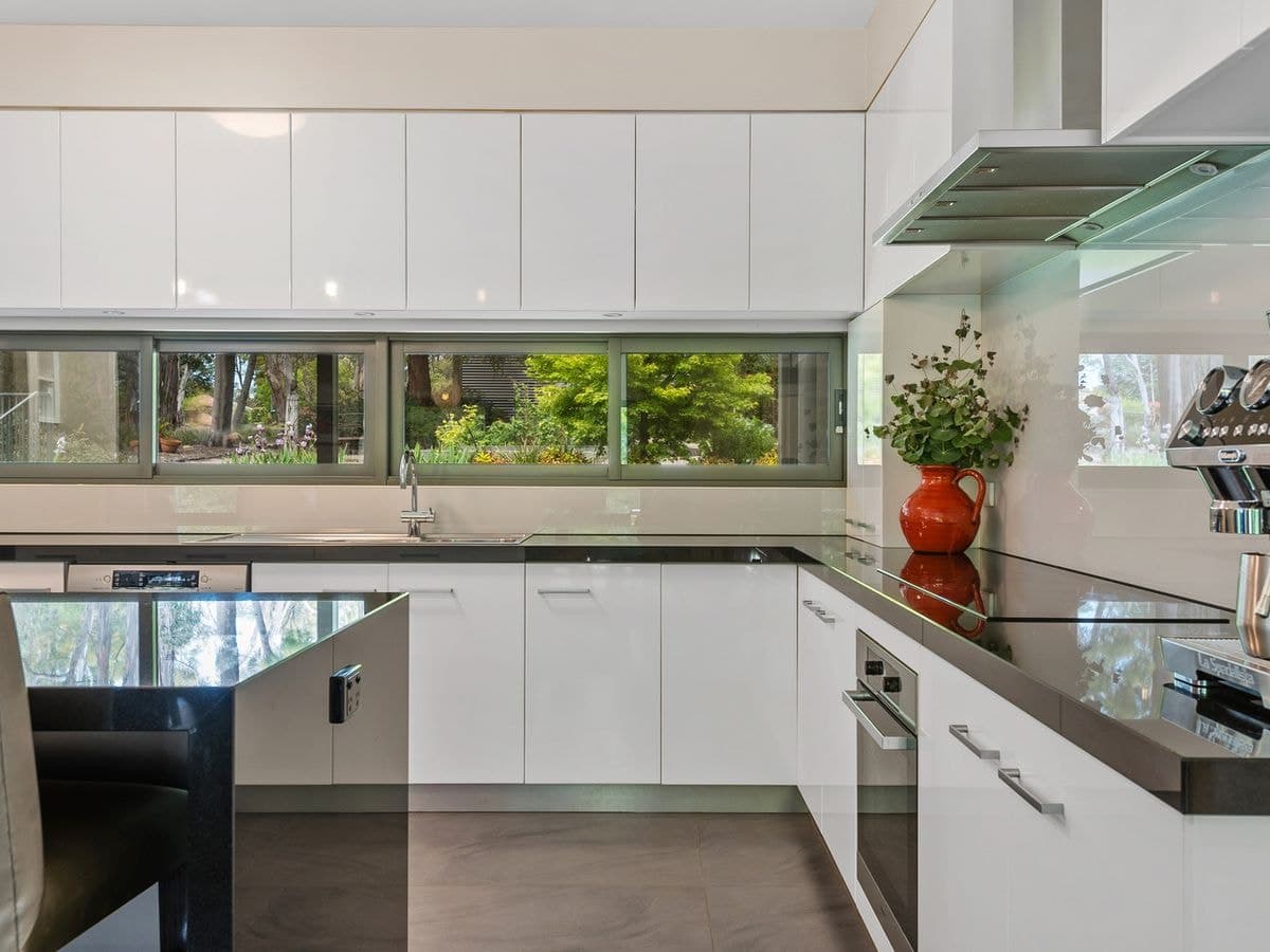 17 Canterbury Road, Macedon, Macedon - Thumbnail 6