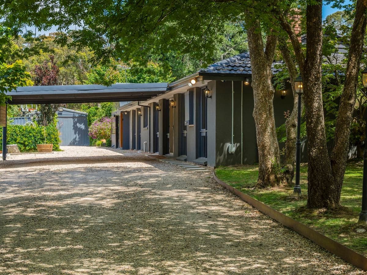 10 Hotham Avenue, Mount Macedon, Mount Macedon - Image 1