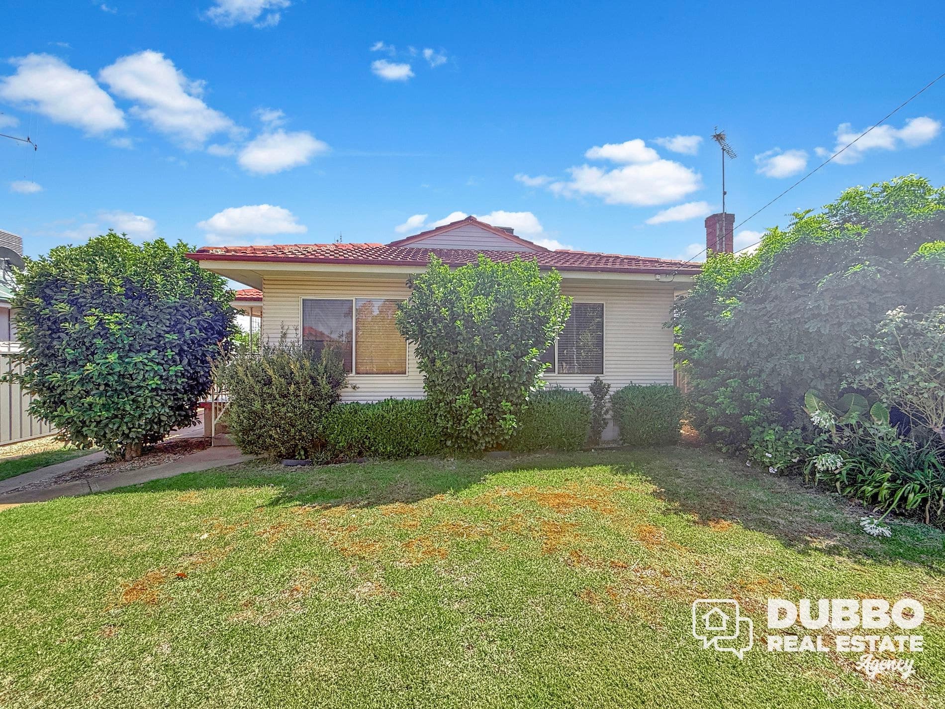 8 Ronald Street, Dubbo, Dubbo - Image 1