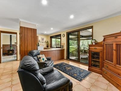 13 Montgomery Avenue, Mount Gambier, Mount Gambier - Thumbnail 6