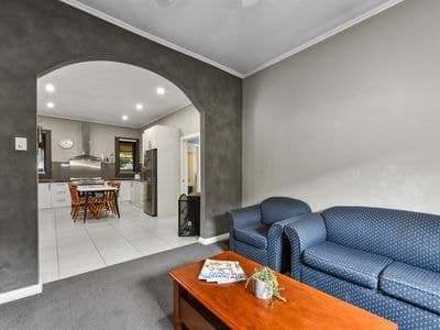 112 Jubilee Highway East, MOUNT GAMBIER, Mount Gambier - Thumbnail 3