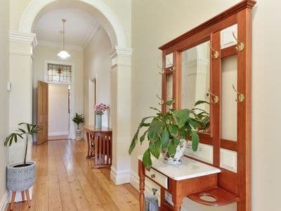 20 Lake Terrace East, MOUNT GAMBIER, Mount Gambier - Thumbnail 4