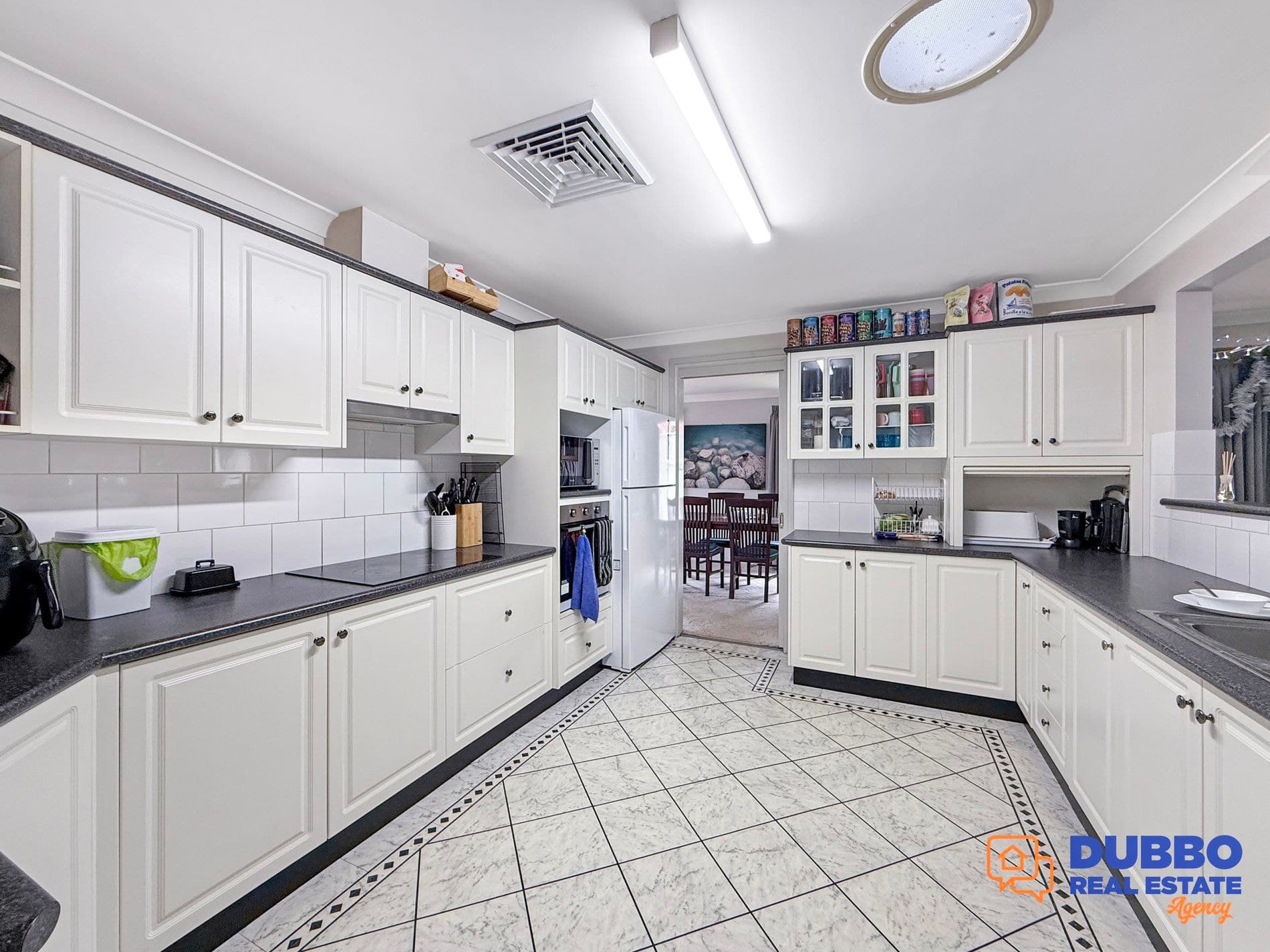 15 Dulhunty Avenue, Dubbo, Dubbo - Thumbnail 2