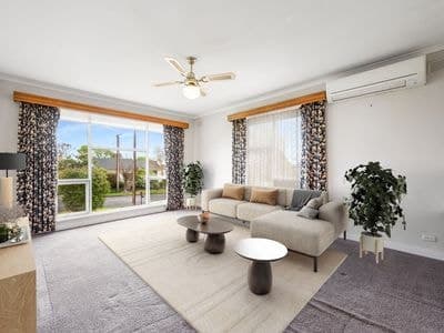 12 Hillcrest Avenue, Mount Gambier, Mount Gambier - Thumbnail 3
