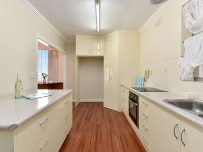 18 Sunnyside Drive, Mount Gambier, Mount Gambier - Thumbnail 2