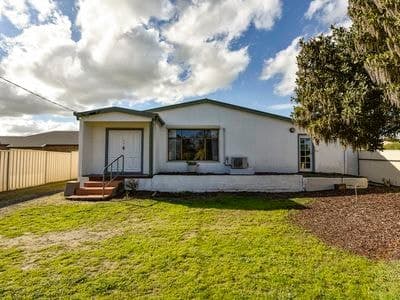 30 Queens Avenue, Mount Gambier, Mount Gambier - Image 1