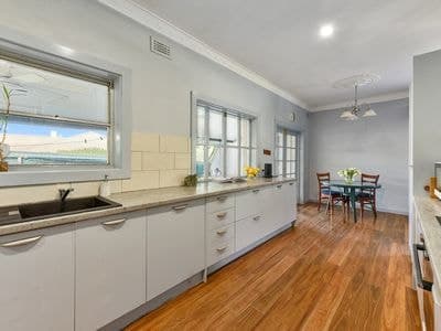 30 Queens Avenue, Mount Gambier, Mount Gambier - Thumbnail 6