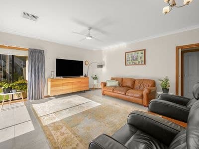 12 Silverbrook Avenue, Mount Gambier, Mount Gambier - Thumbnail 7