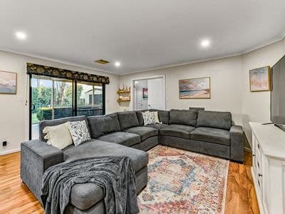 8 Coral Court, MOUNT GAMBIER, Mount Gambier - Thumbnail 3