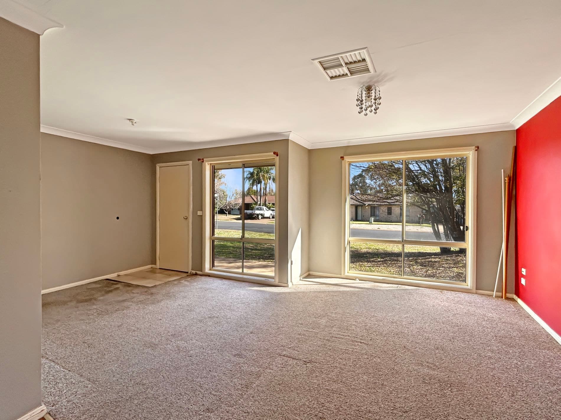 6 Furlong Street, Dubbo NSW, Dubbo - Thumbnail 2