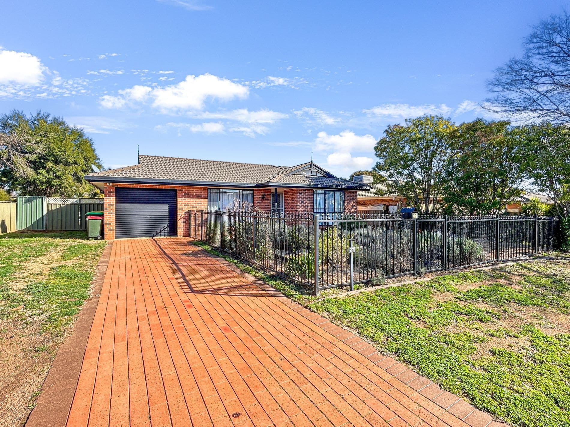 27 Websdale Drive, Dubbo, Dubbo - Image 1