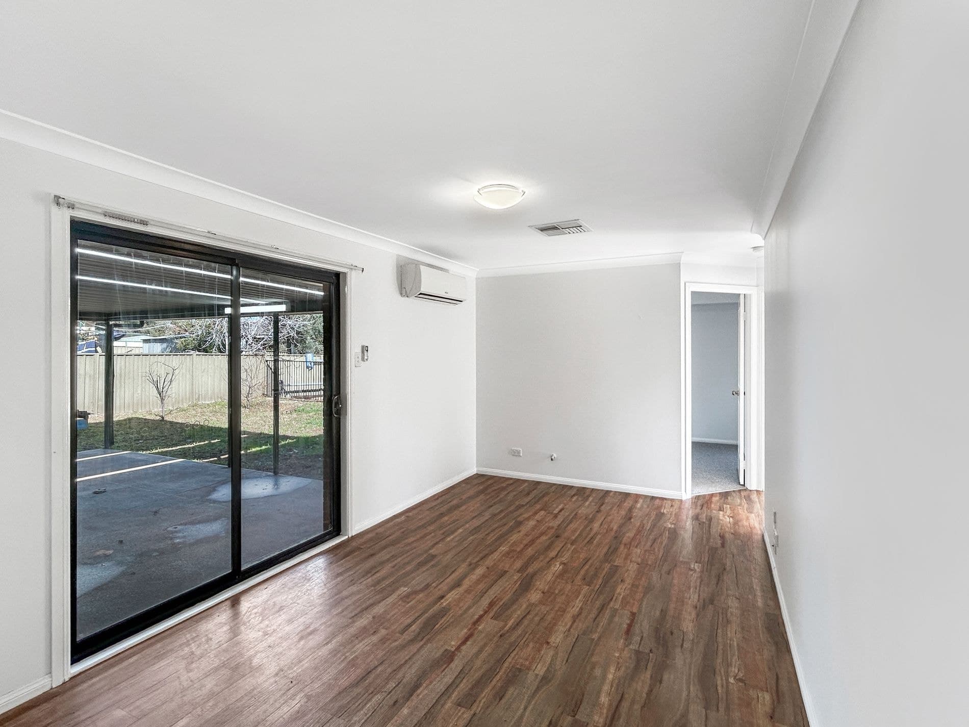 27 Websdale Drive, Dubbo, Dubbo - Thumbnail 4