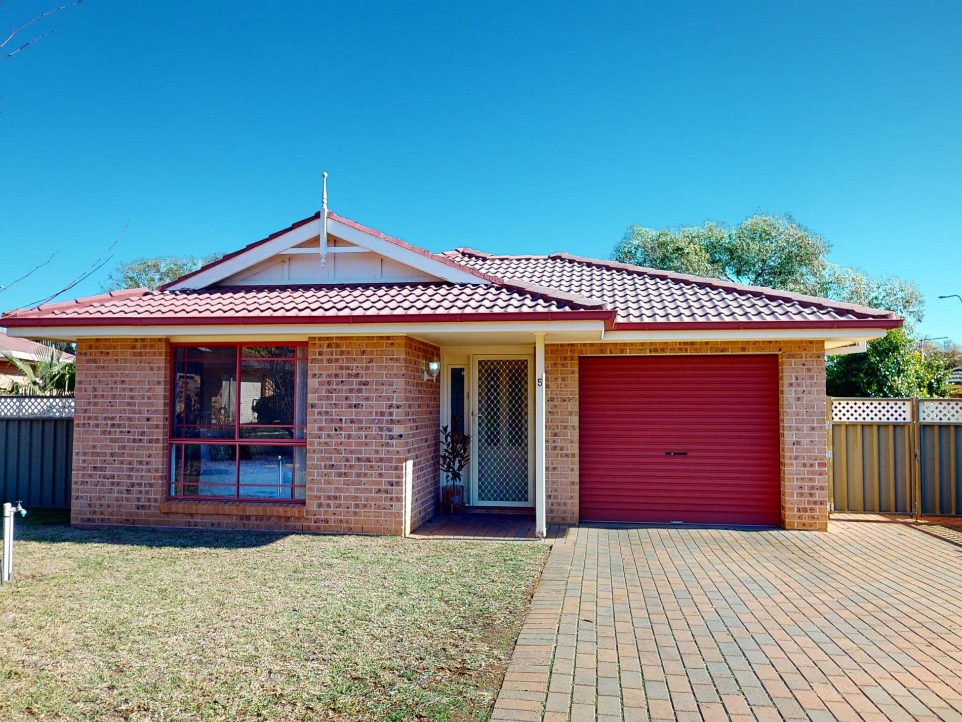 5 Carling Court, Dubbo NSW, Dubbo - Image 1