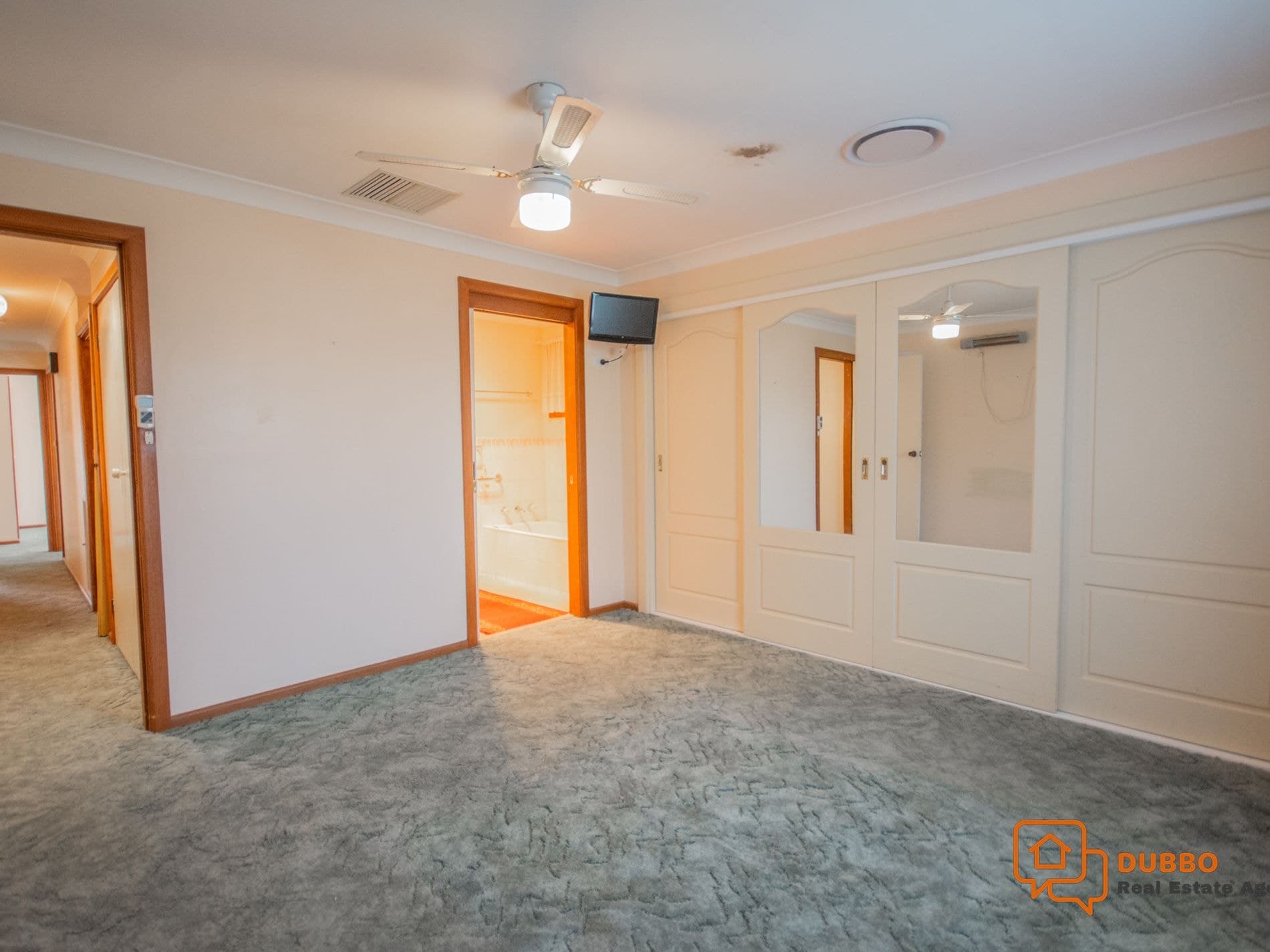 32 Sovereign Street, Dubbo NSW, Dubbo - Thumbnail 4