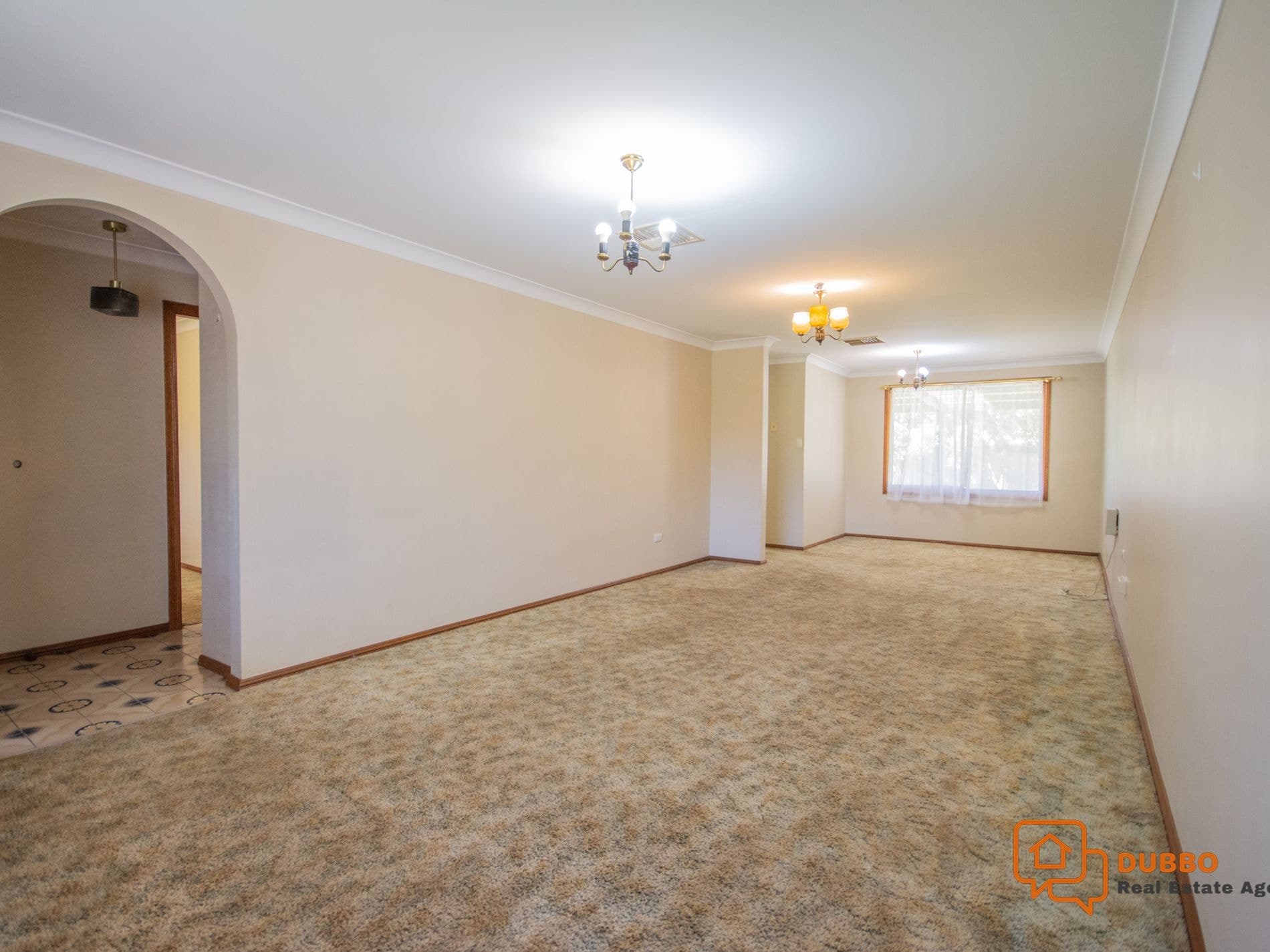 36 Chifley Drive, Dubbo, Dubbo - Thumbnail 2