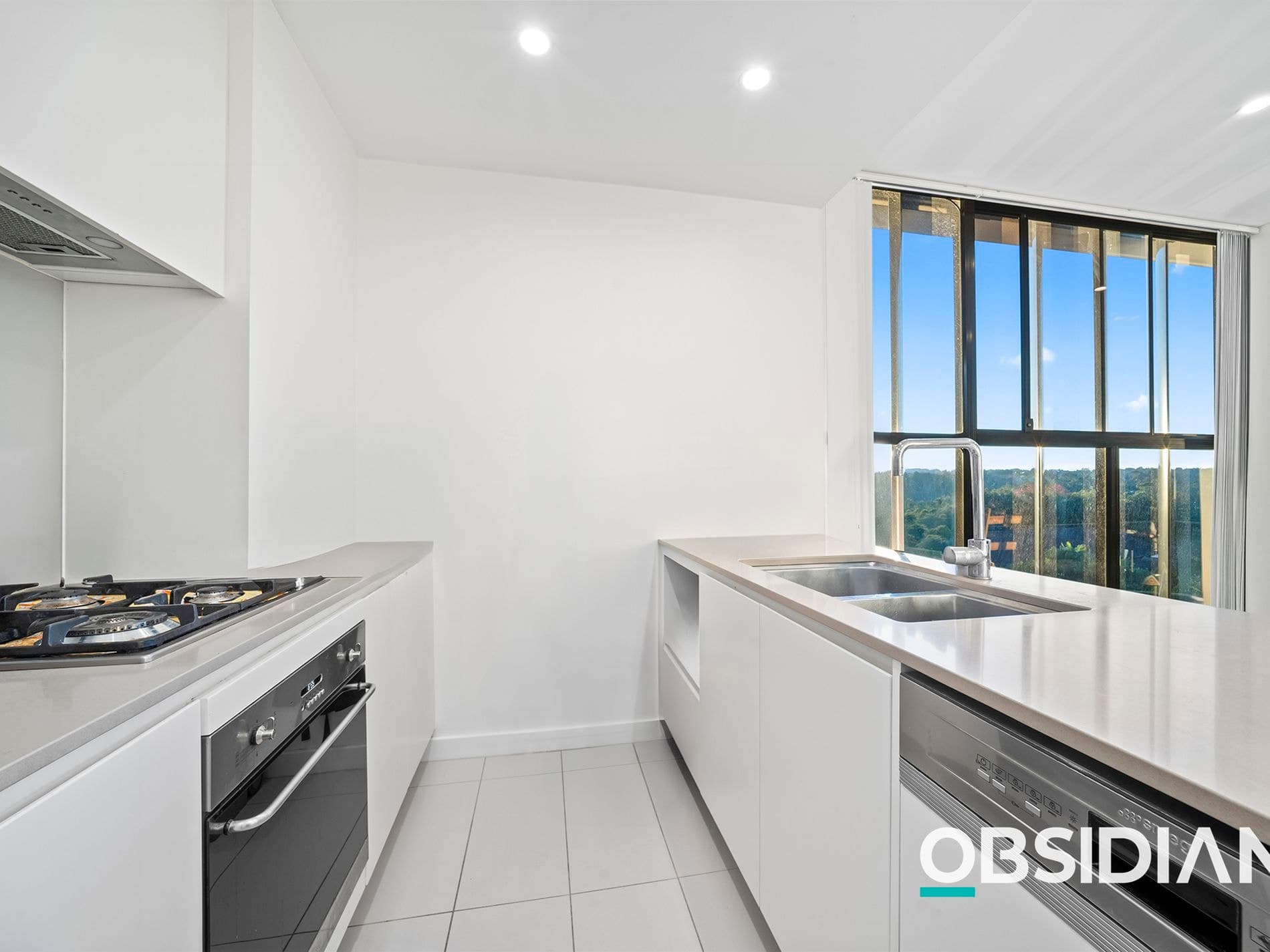 Sold!, EPPING, Epping - Thumbnail 4