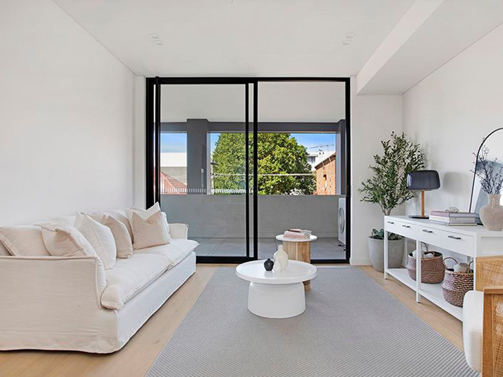 Sold!, BURWOOD, Burwood - Thumbnail 5