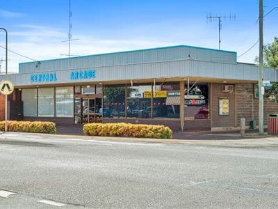 138-144 Murray Street, Finley, Finley - Image 1