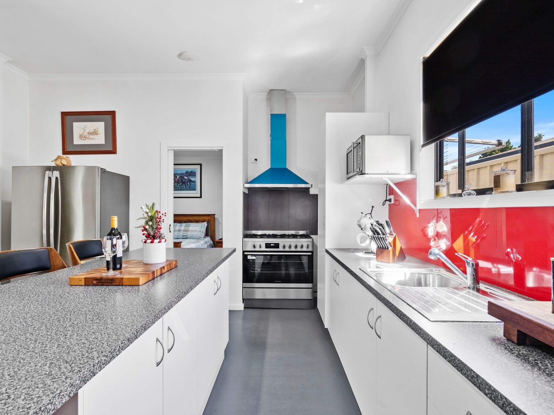 10-12 Sugden Street, Tocumwal, Tocumwal - Thumbnail 3