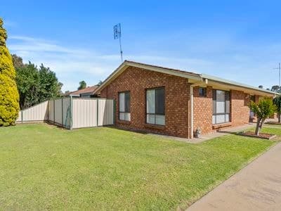 6 / 37-39 Finley Street, Tocumwal, Tocumwal - Image 1