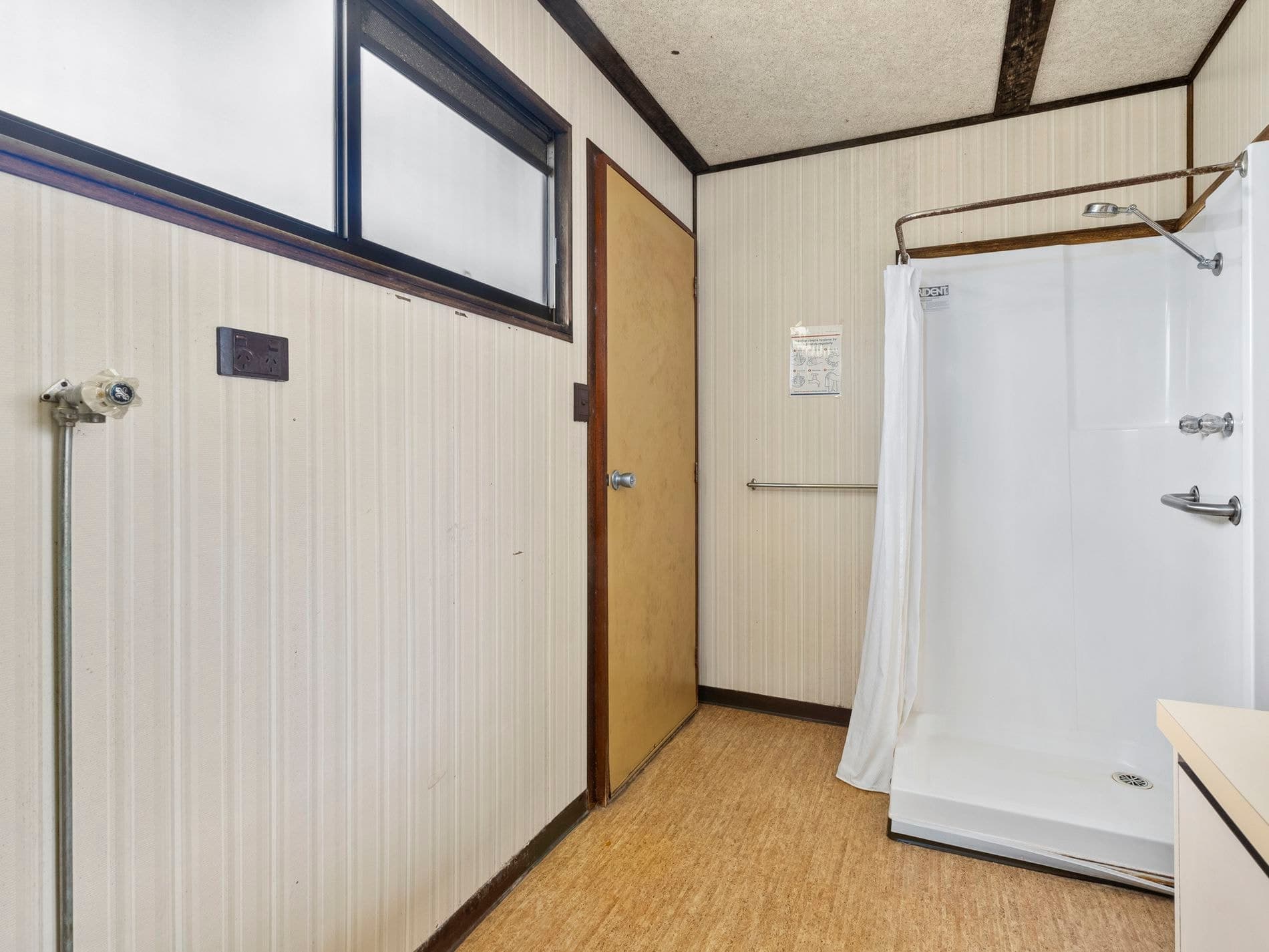 13 Sugden Street, Tocumwal, Tocumwal - Thumbnail 4