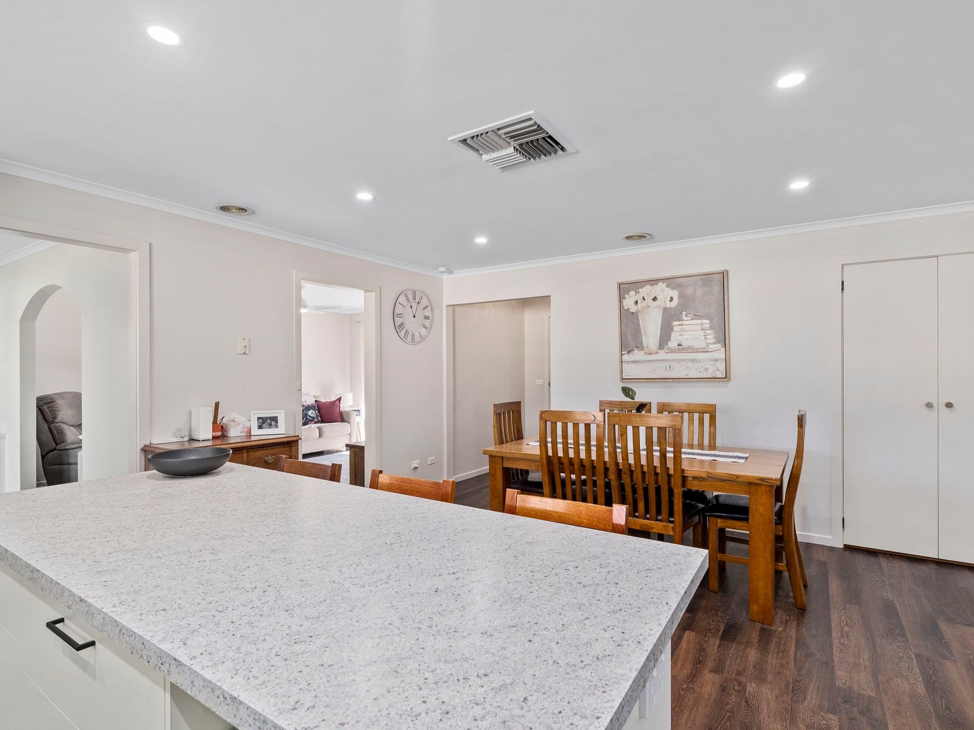 17 William Street, Finley, Finley - Thumbnail 4