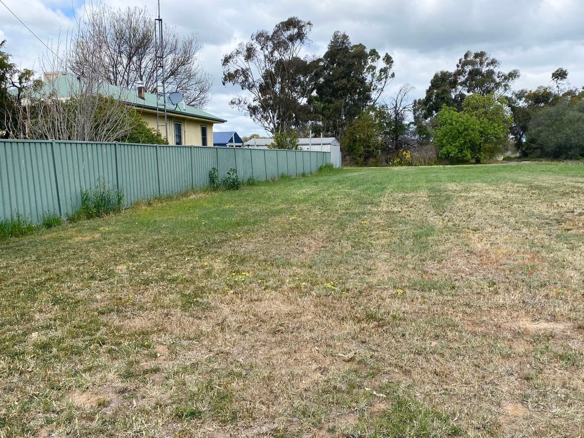 110 Coreen Street, Jerilderie, Jerilderie - Thumbnail 2