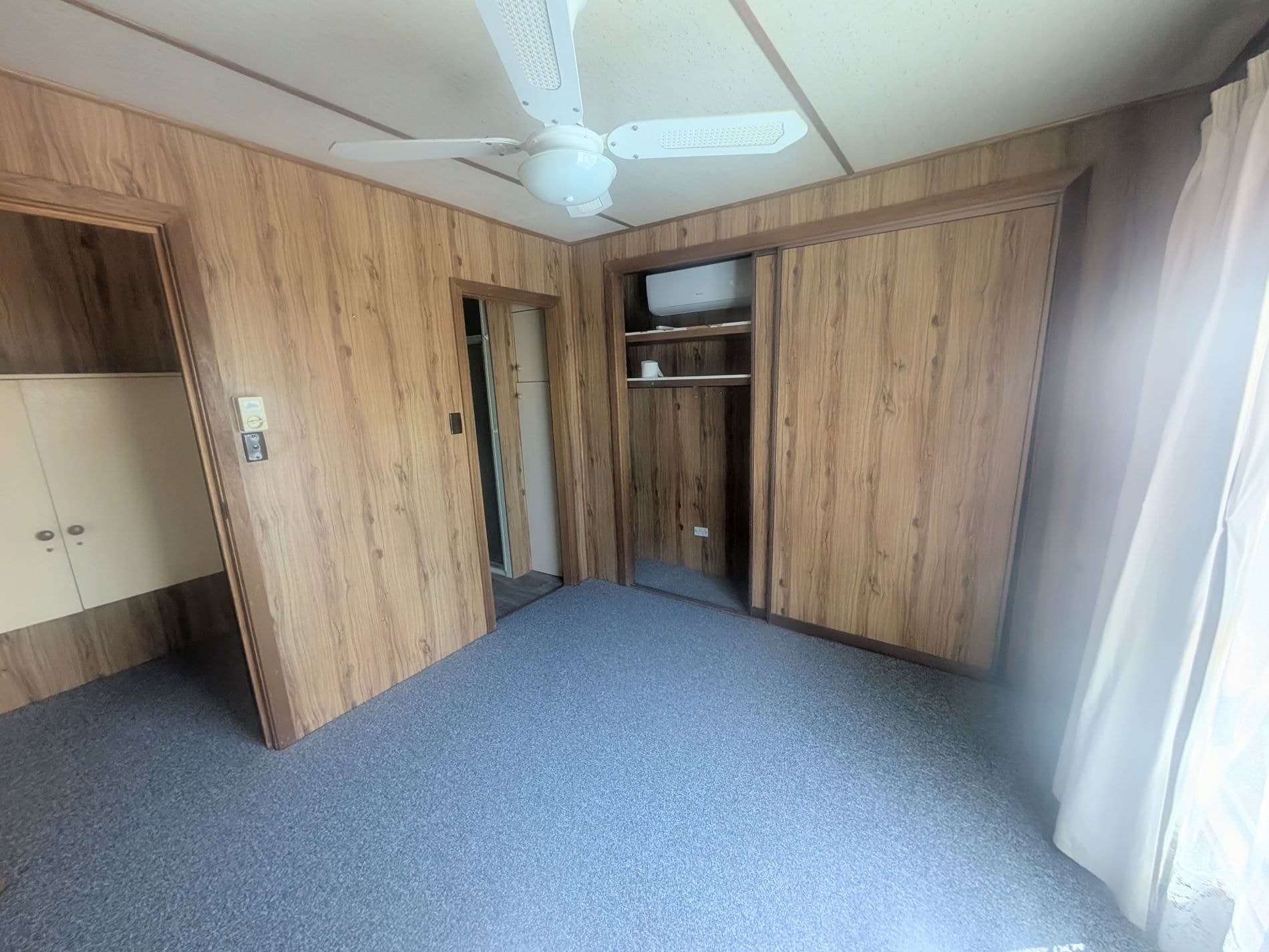 Cabin 1A / 65 Murray Street, Tocumwal, Tocumwal - Thumbnail 4