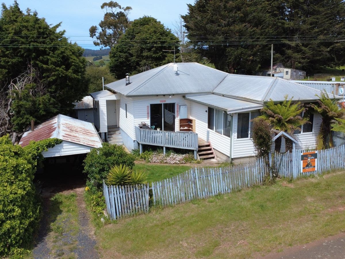 7 Andrew Street, Sprent, Sprent - Image 1