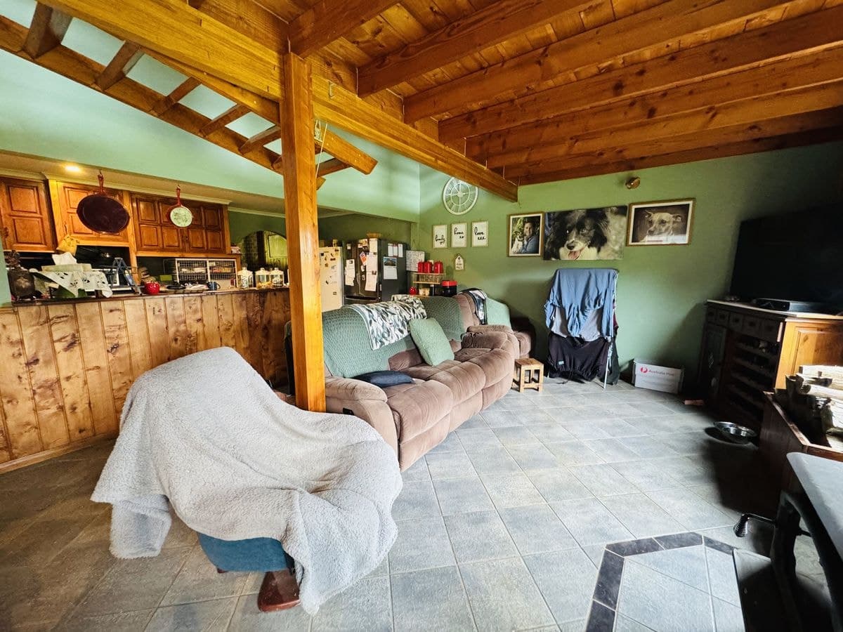 1660 Takone Road, West Takone, West Takone - Thumbnail 2