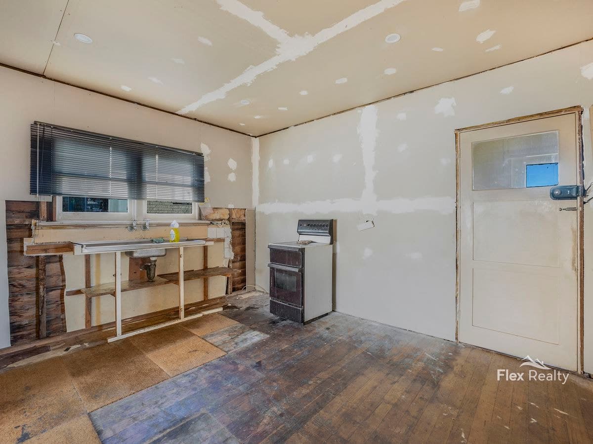 21 Ross Street, Montello, Montello - Thumbnail 8