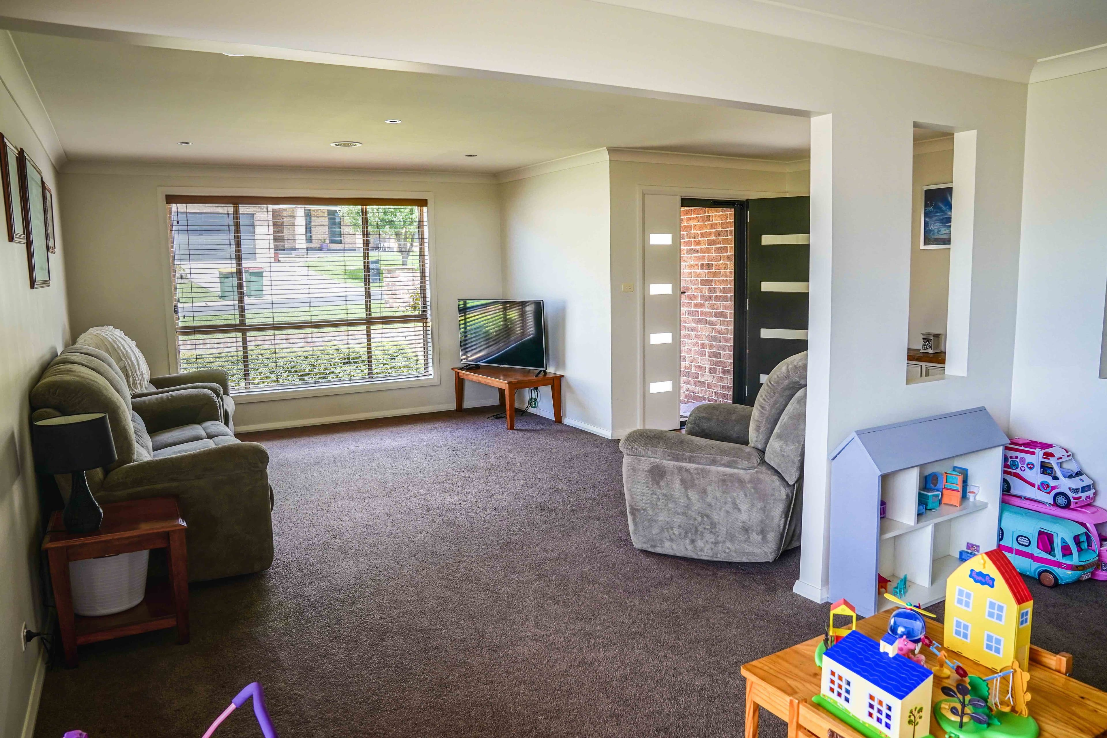 7 Munjowee Circle, South Littleton, South Littleton - Thumbnail 6