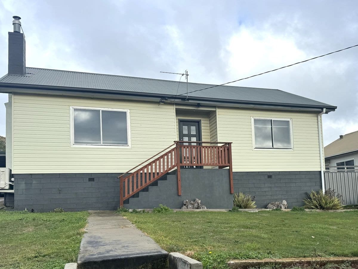 7 Verelle Street, Hillcrest, Hillcrest - Image 1