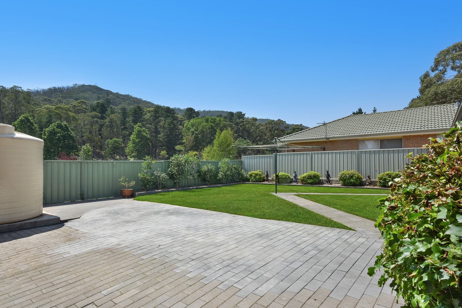 13 Finlay Avenue, Littleton, Littleton - Thumbnail 8