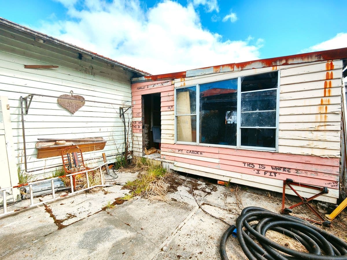 75 Year Old Looking For Love!, Rosebery - Thumbnail 2