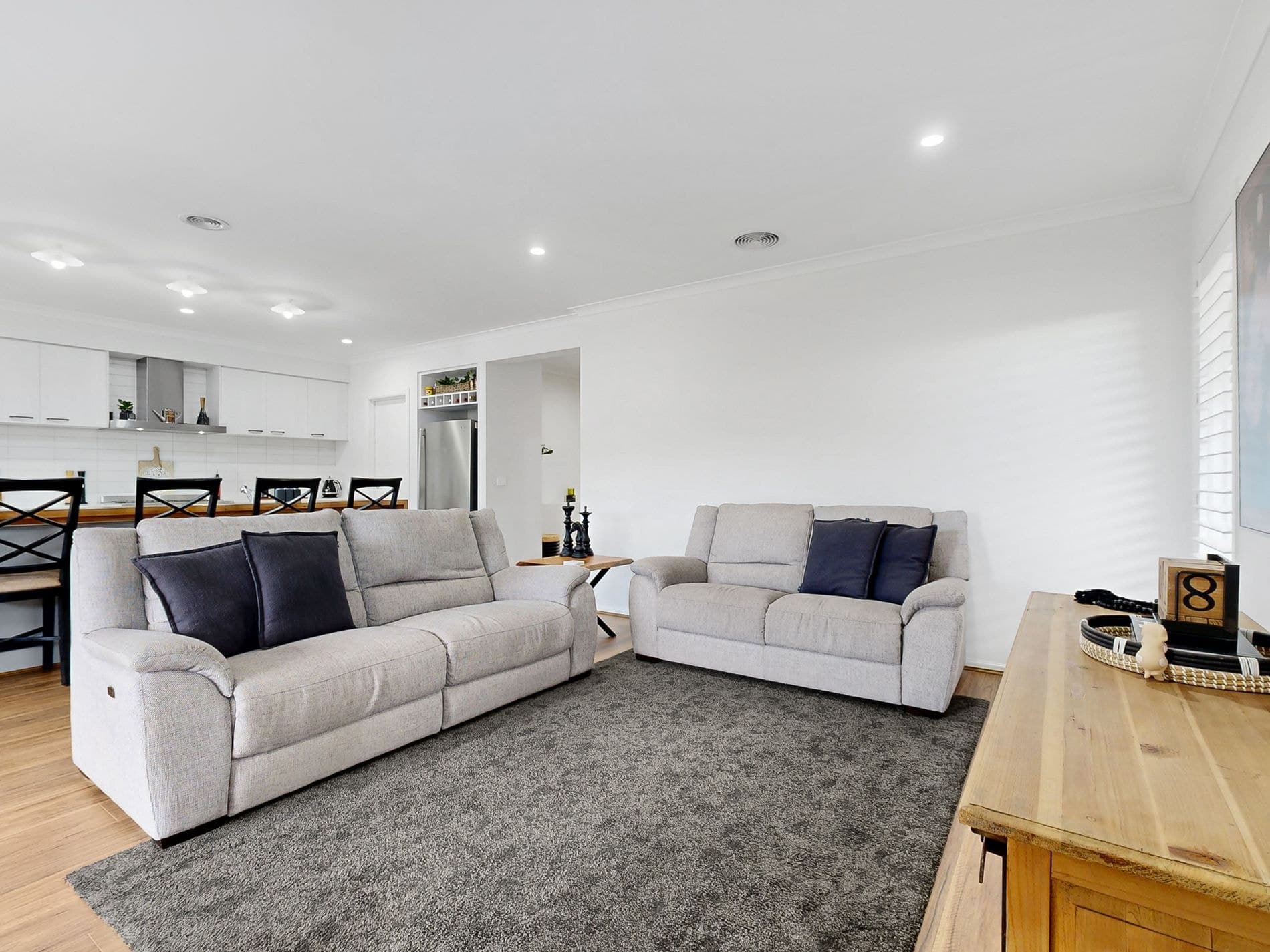 41 Yeungroon Boulevard, Clyde North, Clyde North - Thumbnail 8