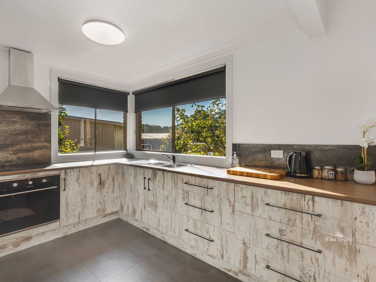 33 Pebbly Road, Hellyer, Hellyer - Thumbnail 8