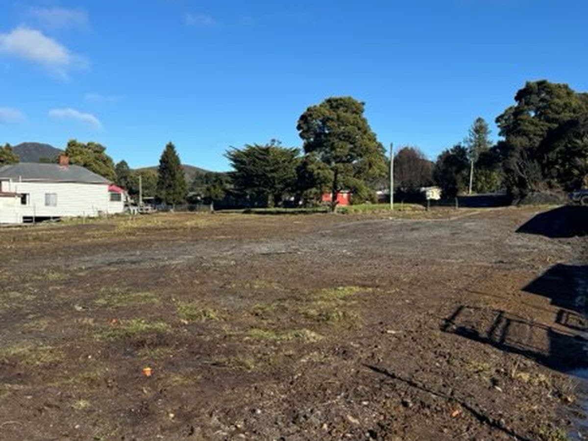 92 Main Street, Zeehan, Zeehan - Image 1