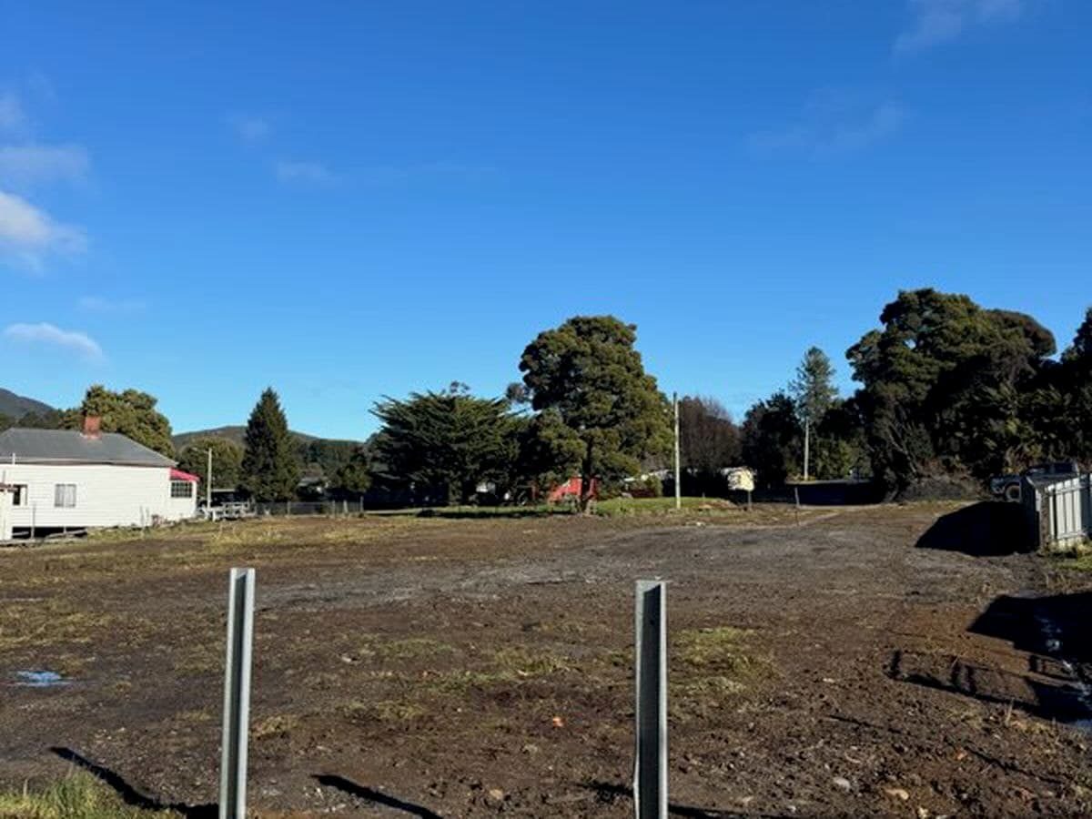 92 Main Street, Zeehan, Zeehan - Thumbnail 7