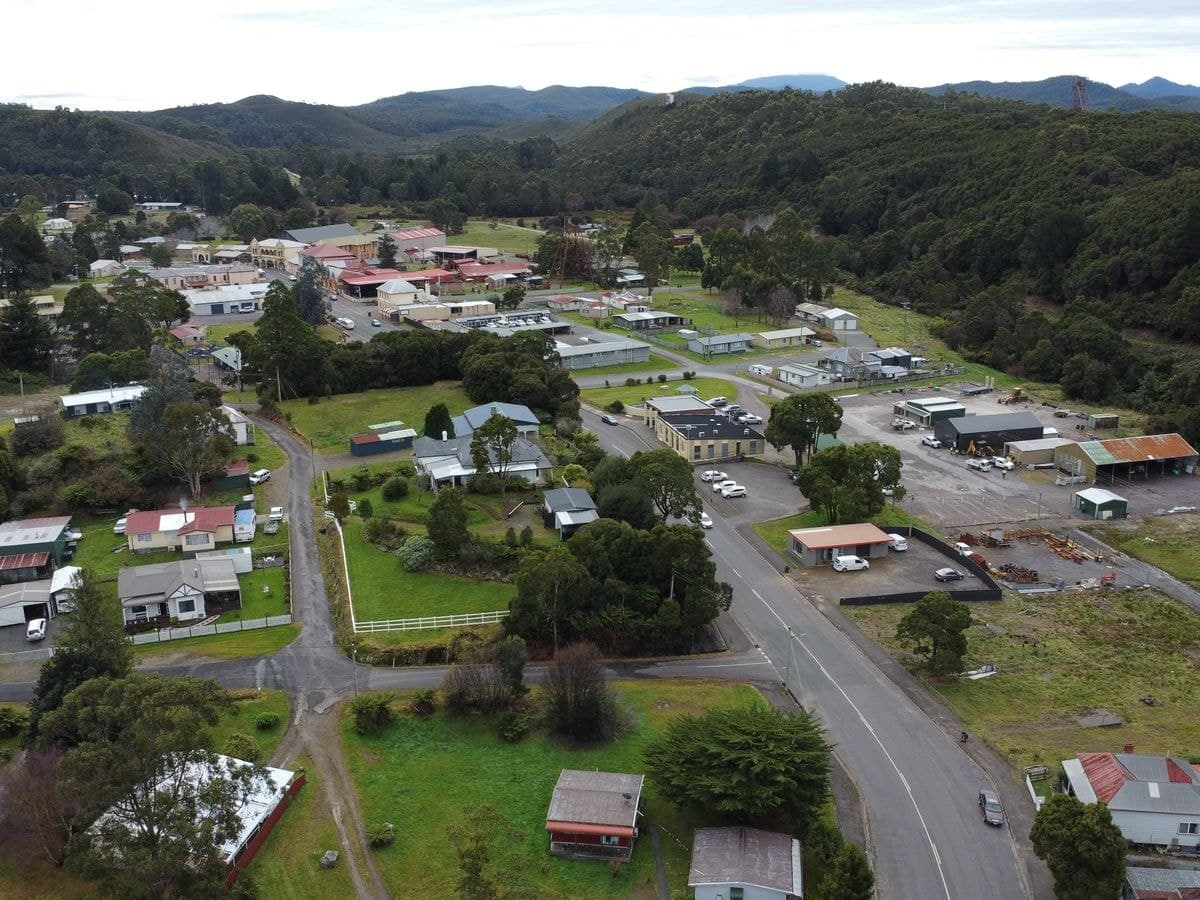 92 Main Street, Zeehan, Zeehan - Thumbnail 8