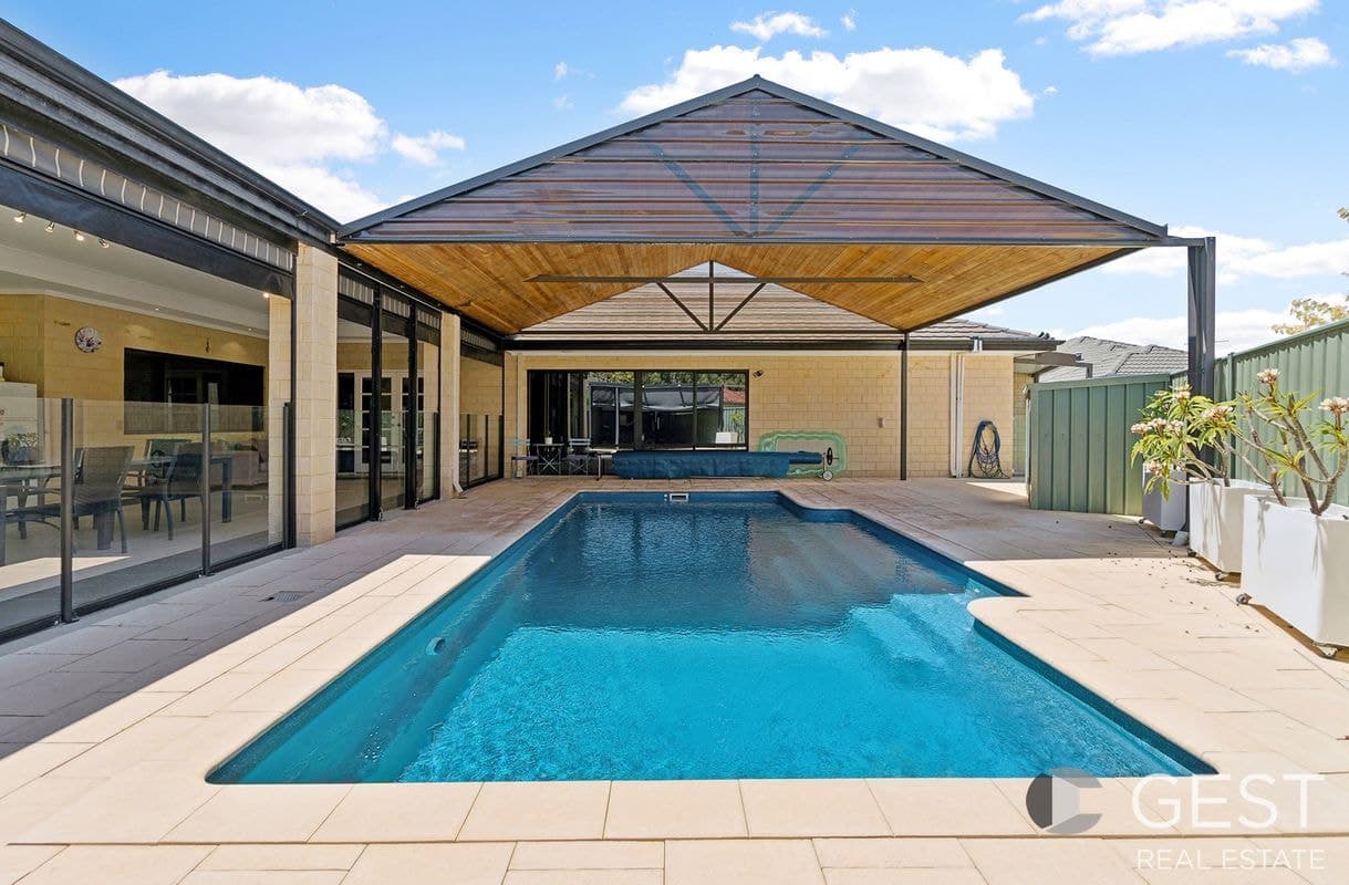 10 Davis Court, Morley WA, Morley - Thumbnail 2