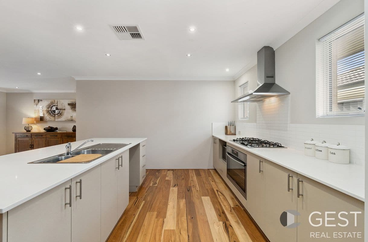 1 Summerville Bvd, Caversham WA, Caversham - Thumbnail 8