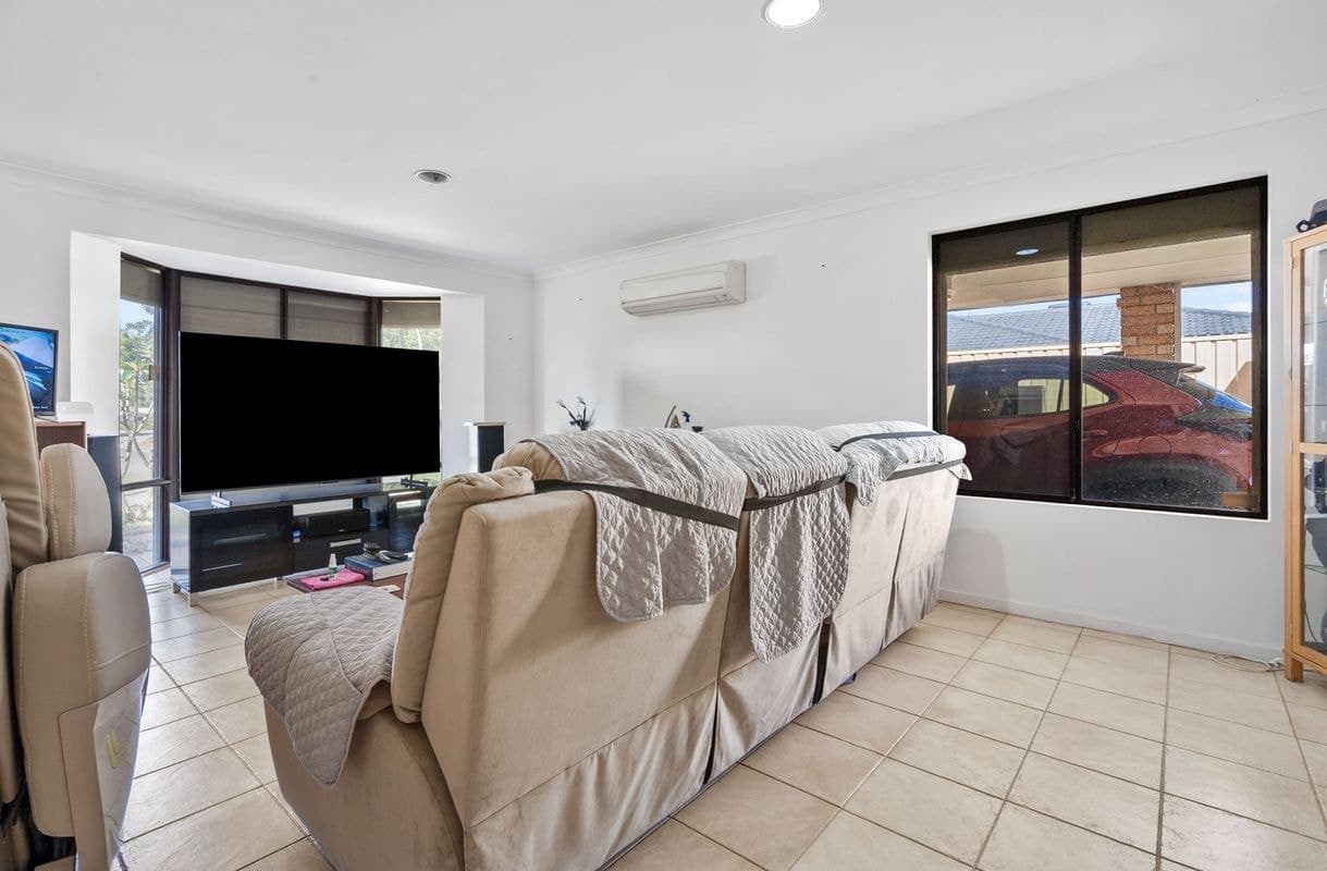 16 Evergreen Ramble, Ballajura WA, Ballajura - Thumbnail 7