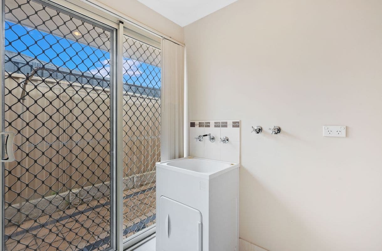 43A Stroughton Road, Westminster WA, Westminster - Thumbnail 2