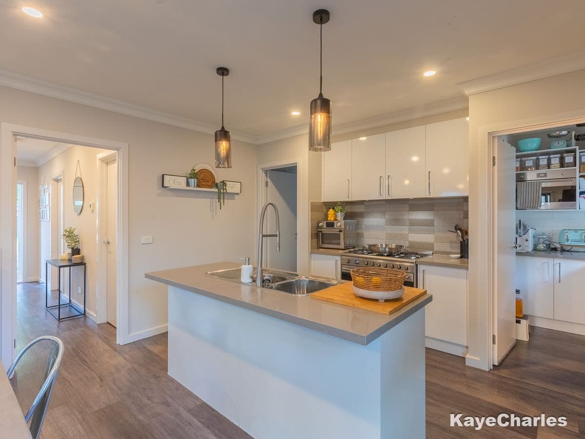 4a Hudson Street, Beaconsfield, Beaconsfield - Thumbnail 2