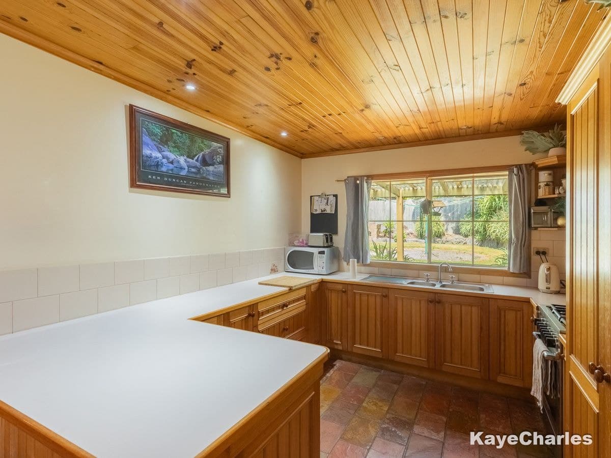 5 Amelia Close, Beaconsfield, Beaconsfield - Thumbnail 5
